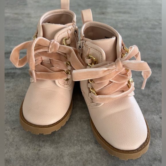 wonder nation Other - Wonder Nation's Pink Combat Boots with Velvet Laces Size 6
